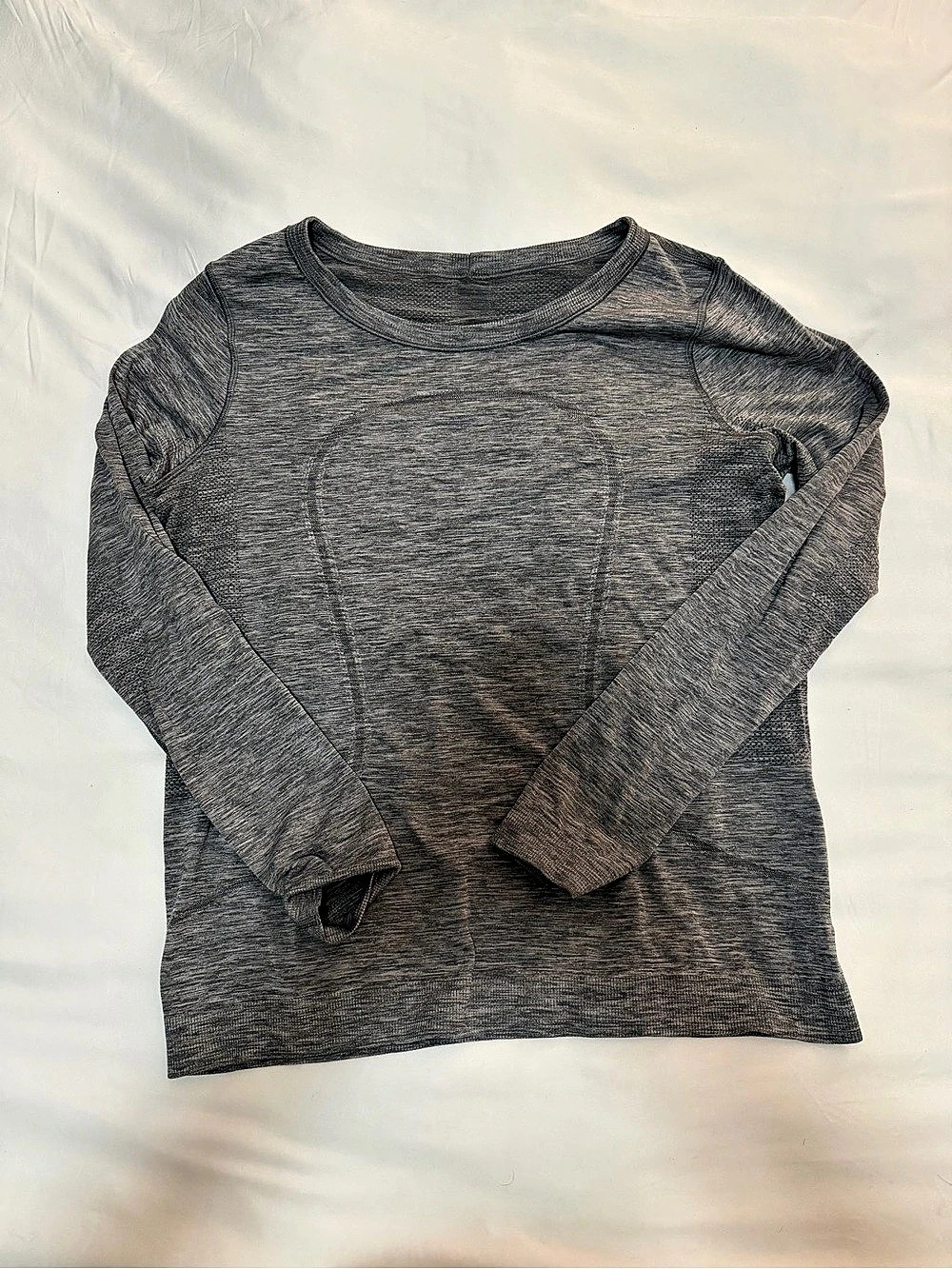 Lululemon Swiftly Tech Long Sleeve Crew Gray Tee